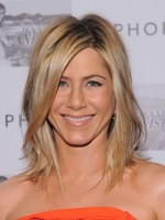 Jennifer Aniston Medium Straight haircut