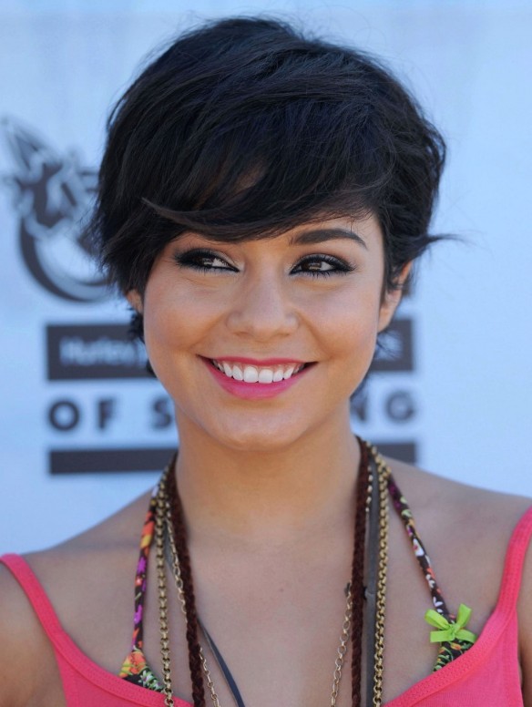 2013 Short Black Hairstyle with Bangs - Hairstyles Weekly
