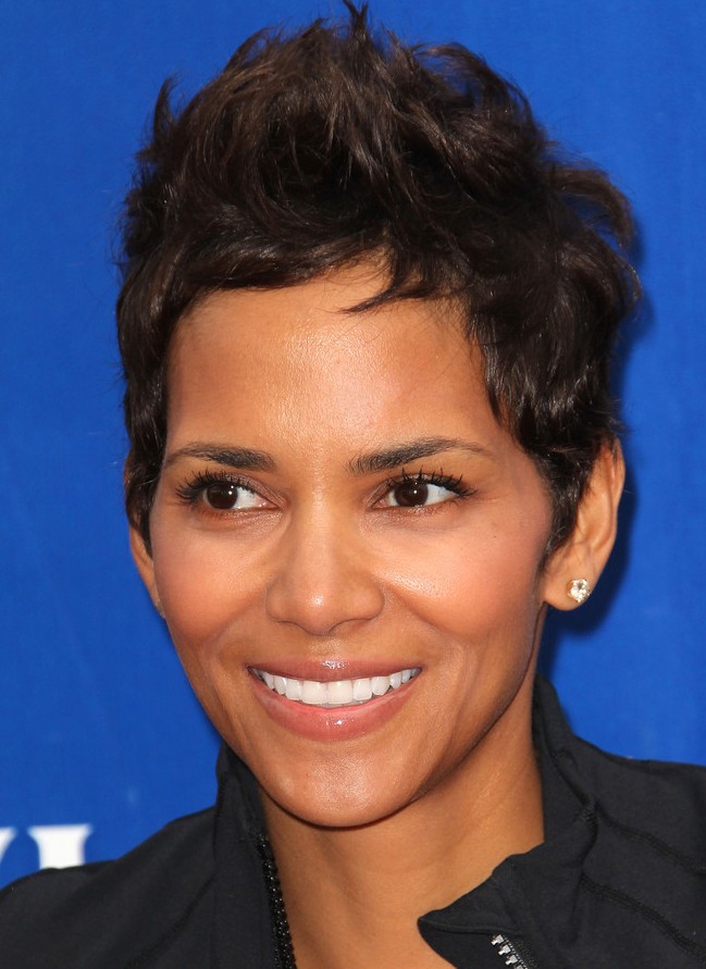 Short Pixie Haircut For Women Hairstyles Weekly