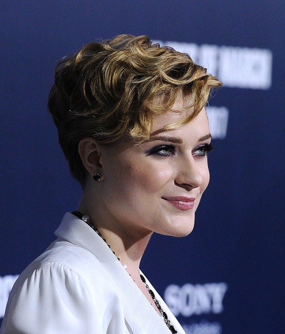 Short Wavy Hairstyles 2013