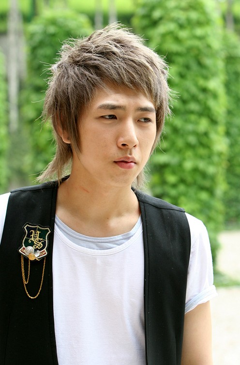 Korean Hairstyles for Guys