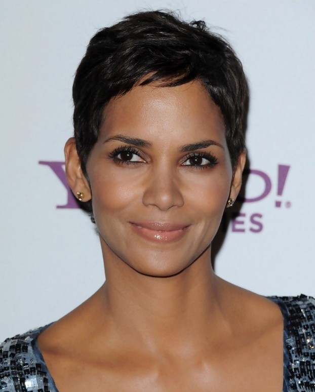Pixie hairstyles for black women from Halle Berry
