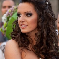 Curly hairstyles for prom