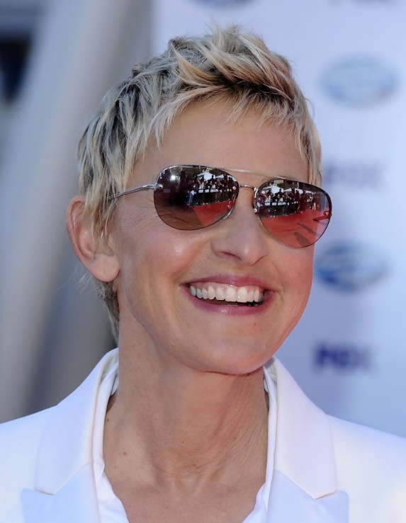 Short Pixie Hairstyles for Women Over Age 50 | Hairstyles Weekly
