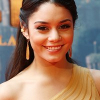 Vanessa Hudgens Half Up Half Down Hairdo for Prom