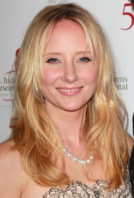 Anne Heche Long Layered Hairstyles With Side Fringe