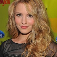 Dianna Agron Casual Long Curly Hairstyle