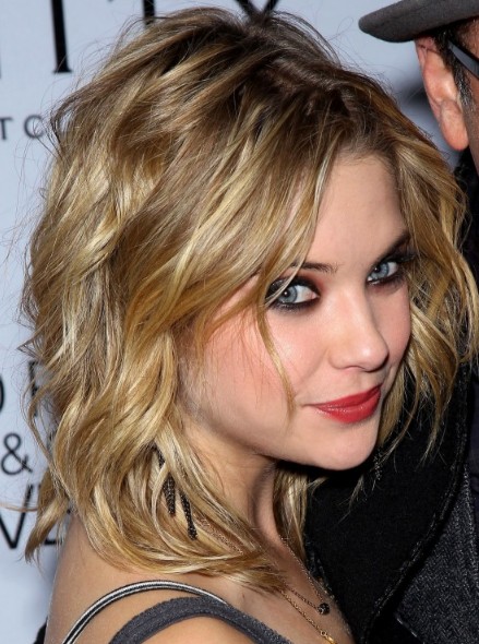 Shoulder Length Wavy Hairstyles 2013