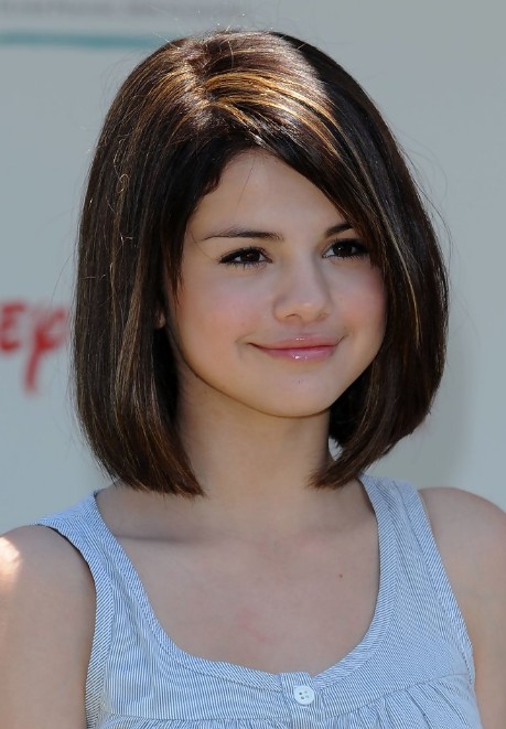 Selena Gomez Short Hair Styles: Cute Bob Haircut for Girls/ Bauer ...