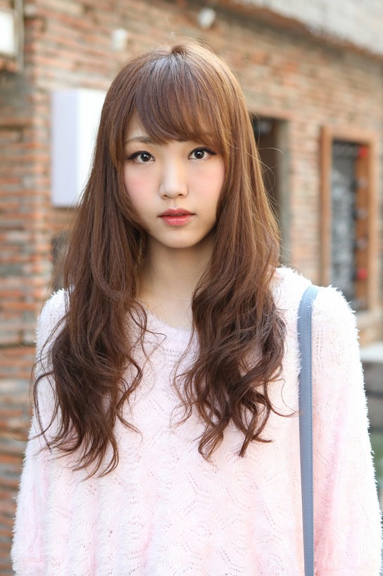 Cute Korean Hairstyle for Girls: Long Brown Hair With Bangs ...