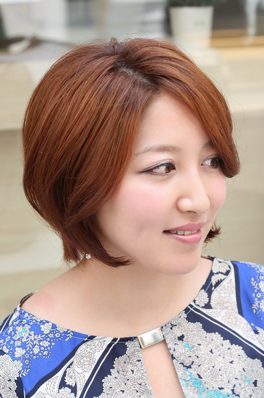 ... Popular Low Maintenance Daily Hairstyle for Busy Women: Layered Bob