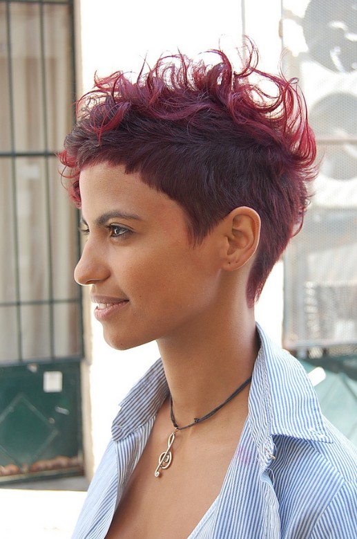 Wow Short Sassy And Sexy A Red Hot Cut Hairstyles Weekly 0788