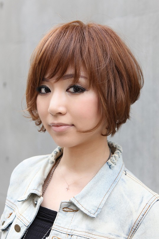 Trendy Short Copper Haircut from Japan – Stacked Short Angled Bob