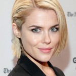 Rachael Taylor short straight haircut for office women