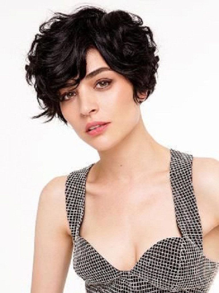 19 Cute Wavy Curly Pixie Cuts We Love Pixie Haircuts For Short