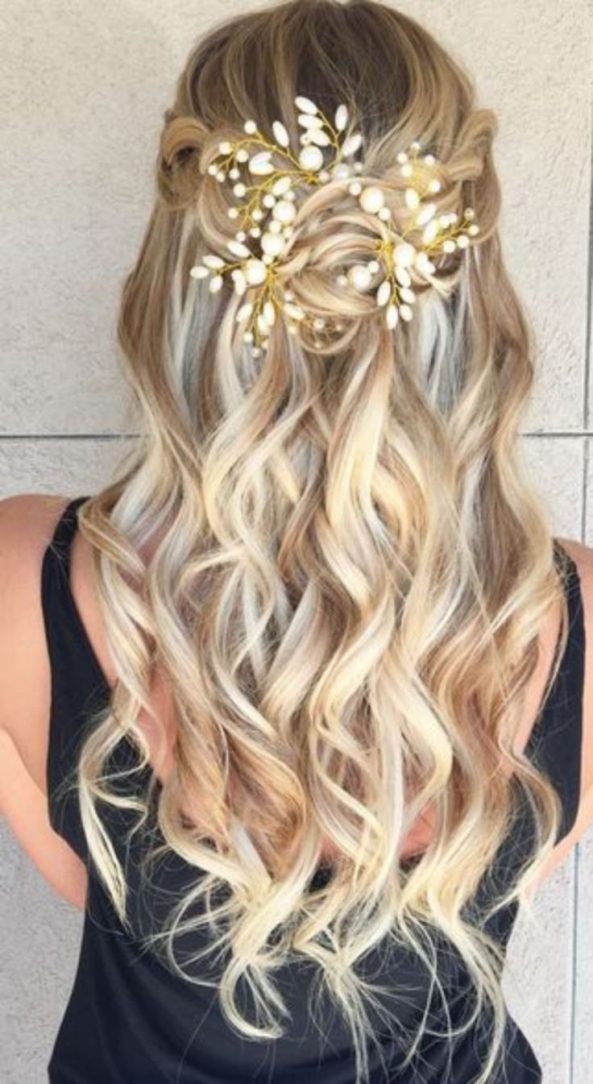 30 Best Prom Hair Ideas 2018: Prom Hairstyles for Long & Medium Hair