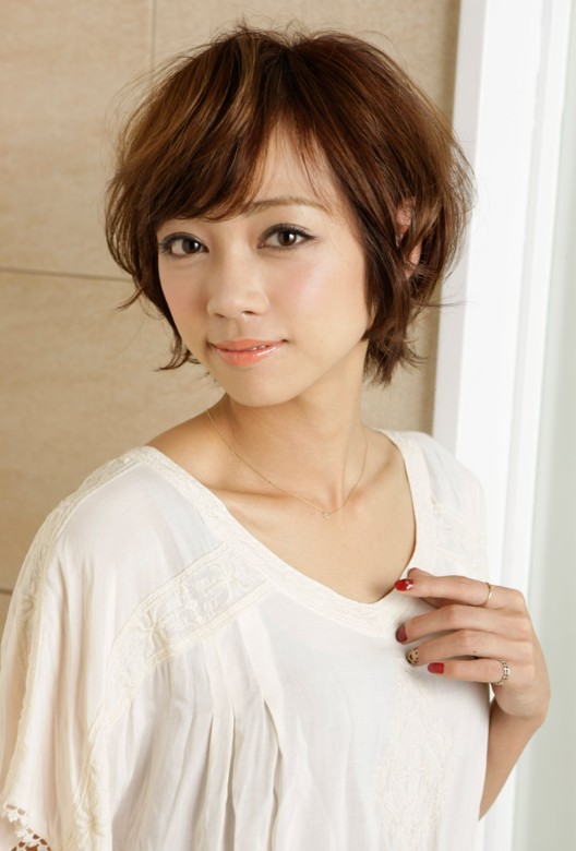 Simple Japanese hairstyles 2012