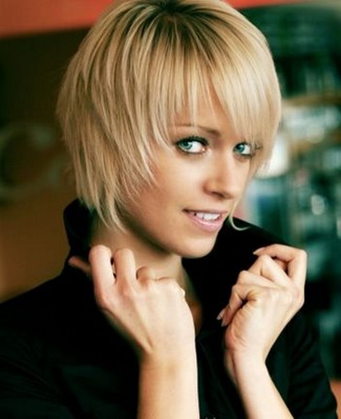 cute short hairstyle with bangs