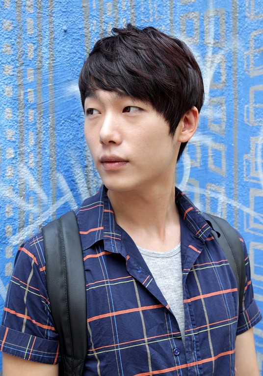 Korean Hairstyles For Guys Hairstyles Weekly