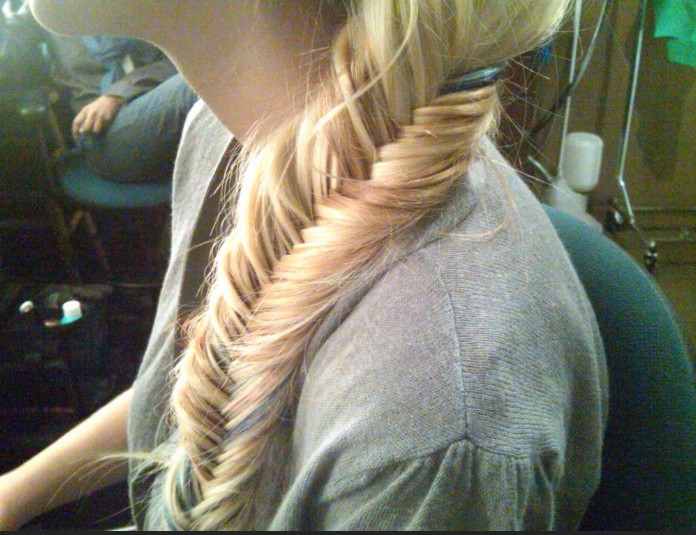 Fishtail Braid - Hairstyles Weekly