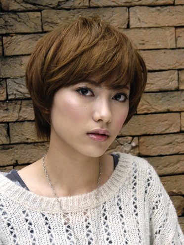 Cute Short Japanese Haircut for Women - Hairstyles Weekly