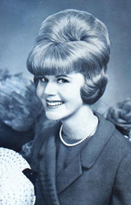 60s bouffant hairstyle - Hairstyles Weekly