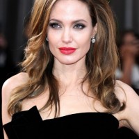 Angelina Jolie Celebrity Long Wavy Curly Hairstyles