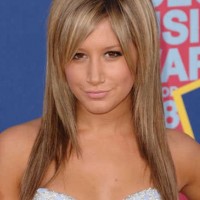 Celebrity long straight layered hairstyles
