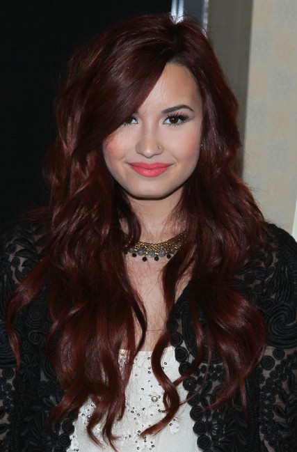Demi Lovato Long Wavy Red Hairstyle Hairstyles Weekly