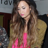 Demi Lovato Sexy Long Hairstyles