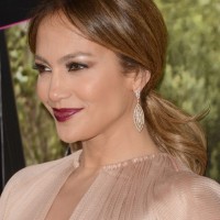 Elegant Ponytail Hairstyle for Women Over 40s
