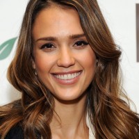 Jessica Alba Long Hairstyles with Waves