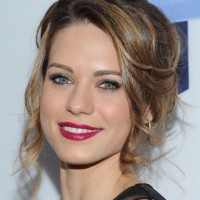 Lyndsy Fonseca Hairstyles for women