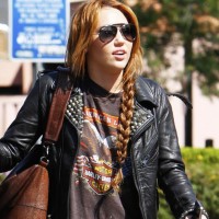 Miley Cyrus Casual Side Braid for Long Hair