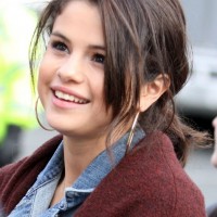 Selena Gomez Cute Messy Ponytail