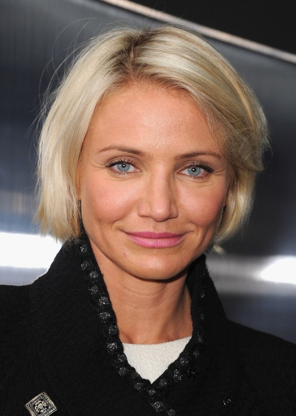 Short Hairstyles For Long Faces Over 40