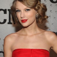 Taylor Swift Sexy Long Wavy Updo For Prom & Wedding