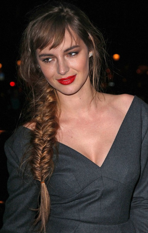 Long Side-Swept Fishbone Braid for Women - Popular Braided Hairstyles