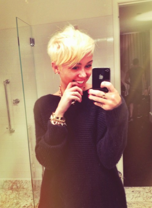 Miley Cyrus New Short Hairstyles 2012: the short pixie cut