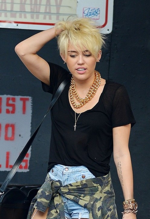 Miley Cyrus New Short Pixie Haircut 2012 New Hd Pics In Hairstyles Weekly
