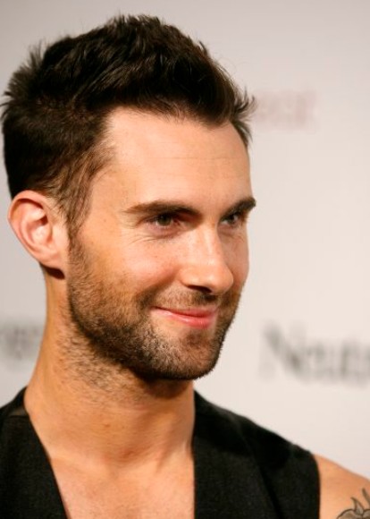 2012 - 2013 Haircuts for Men: Adam Levine Hairstyles for Guys