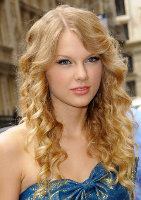 Celebrity Taylor Swift Long Curly Hairstyle with Side Swept Bangs