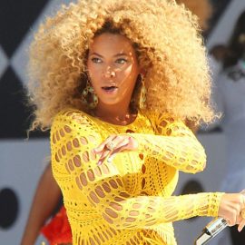 Beyonce Knowles Curly Hair Styles