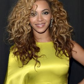 Beyonce Knowles Latest Curly Hairstyle