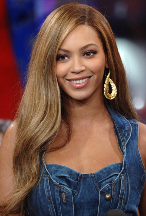 Beyonce Knowles Long Straight Side Part Hair Style 