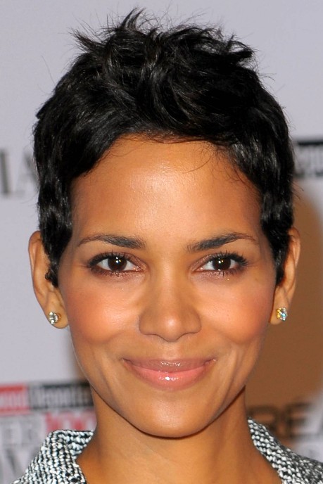 Halle Berry Short Pixie Haircut for Women Over 40s