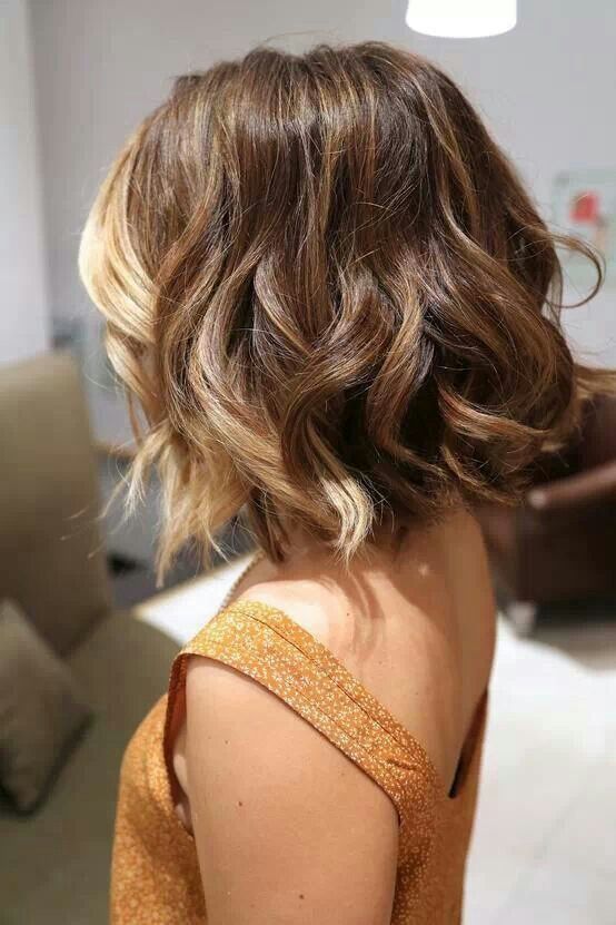 Layered Medium Ombre Hairstyle with Waves