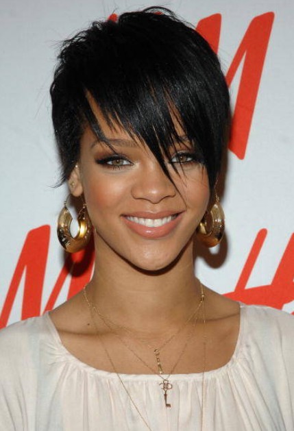 Rihanna Boy Cut: Short Black Hairstyle with Fringed Bangs - Hairstyles ...