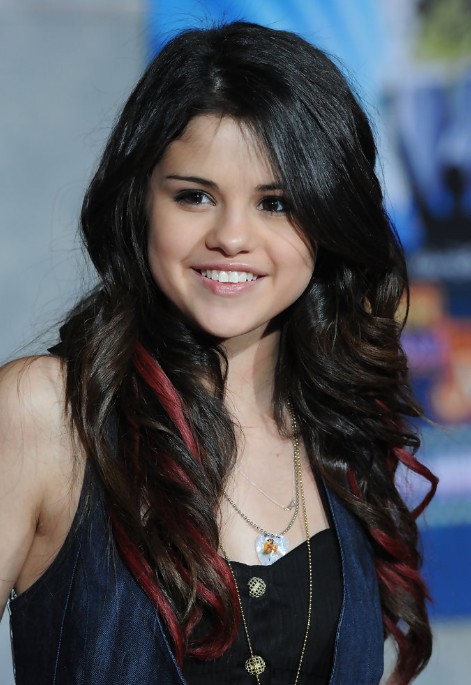 Selena Gomez Long Wavy Hairstyles: Black Hair with Red Highlights