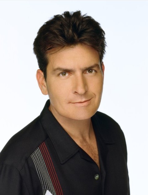 Ashton Kutcher Layered Messy Hairstyle for Men - Hairstyles Weekly